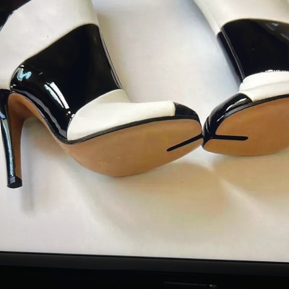 🖤🤍 Mason Margiela tabi boots🤍🖤 - Picture 7 of 8